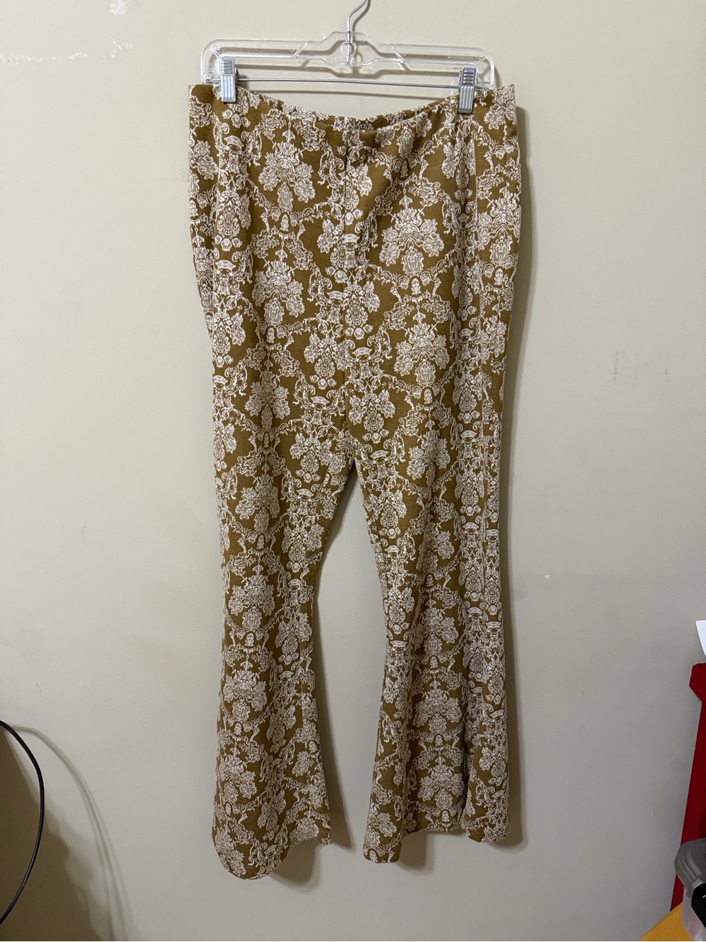 Cato large High-Waist Floral Damask Flare Pants retro stylish like new